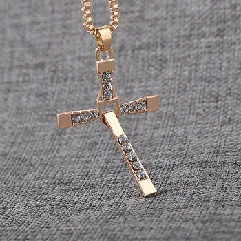 Cross Pendant Necklace The Fast and Furiou Dominic Toretto Fashion Movie Stainless Steel Jewelry Jesus Male Necklaces Fans Gift
