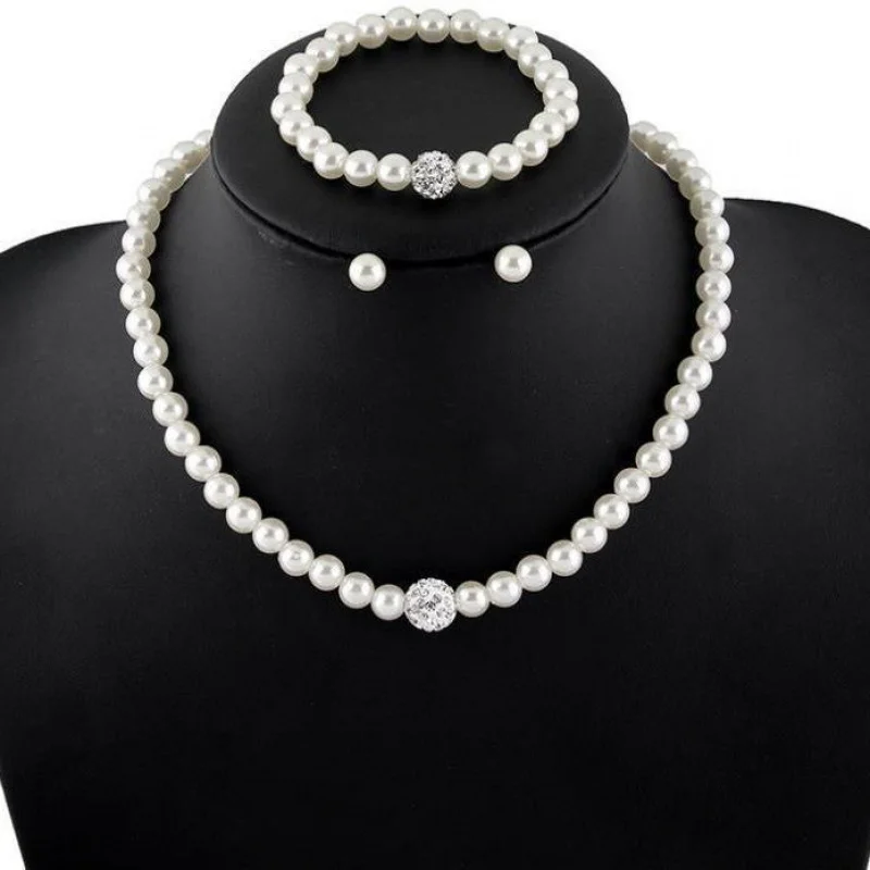 Zircon imitation pearl necklace, earrings, bracelet, 3-piece set, versatile collarbone bead necklace, female jewelry
Zircon imitation pearl necklace, earrings, bracelet, 3-piece set, versatile collarbone bead necklace, female jewelry