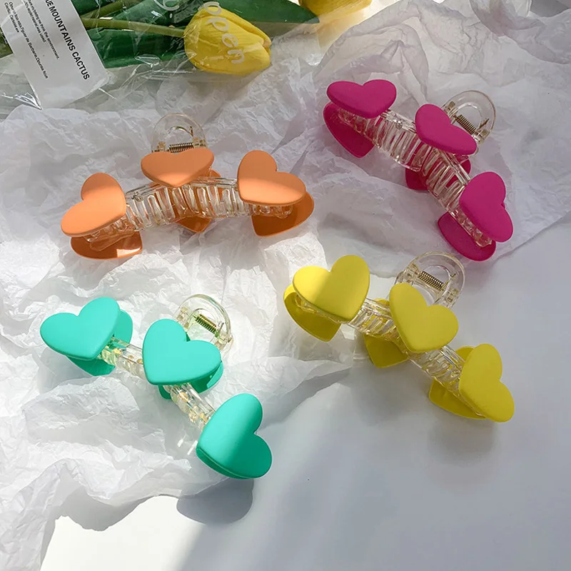 2022 New Fashion Hair Clip Sweet Design Heart Shape Barrette Stick Hairpin Hair Claw Clips For Headwear Hair Accessories
2022 New Fashion Hair Clip Sweet Design Heart Shape Barrette Stick Hairpin Hair Claw Clips For Headwear Hair Accessories
