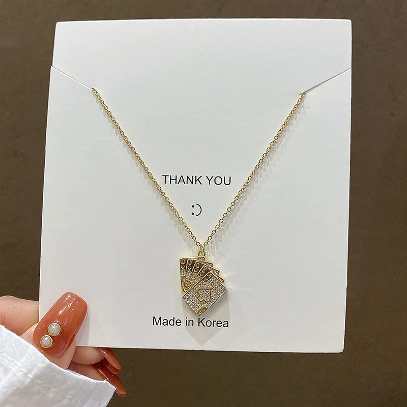 Korean Fashion Light Luxury Gold Titanium Steel Chain Personalized Playing Card Pendant Necklace for Women Jewelry Wedding Party 
Korean Fashion Light Luxury Gold Titanium Steel Chain Personalized Playing Card Pendant Necklace for Women Jewelry Wedding Party