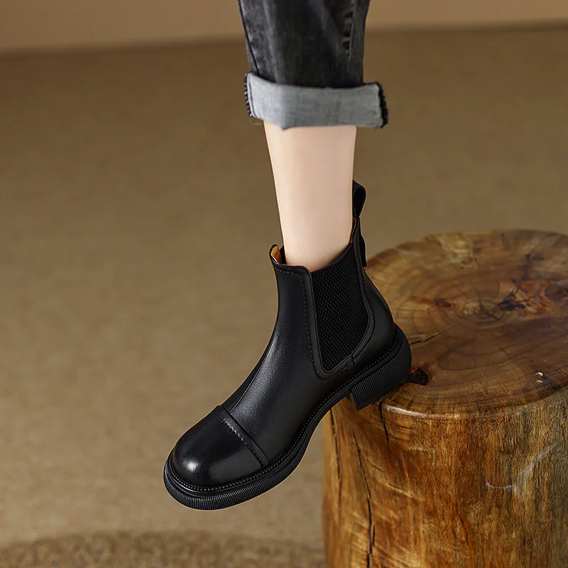 Женские ботильоны с круглым носком, на массивном каблуке и платформе
Женские ботильоны с круглым носком, на массивном каблуке и платформе