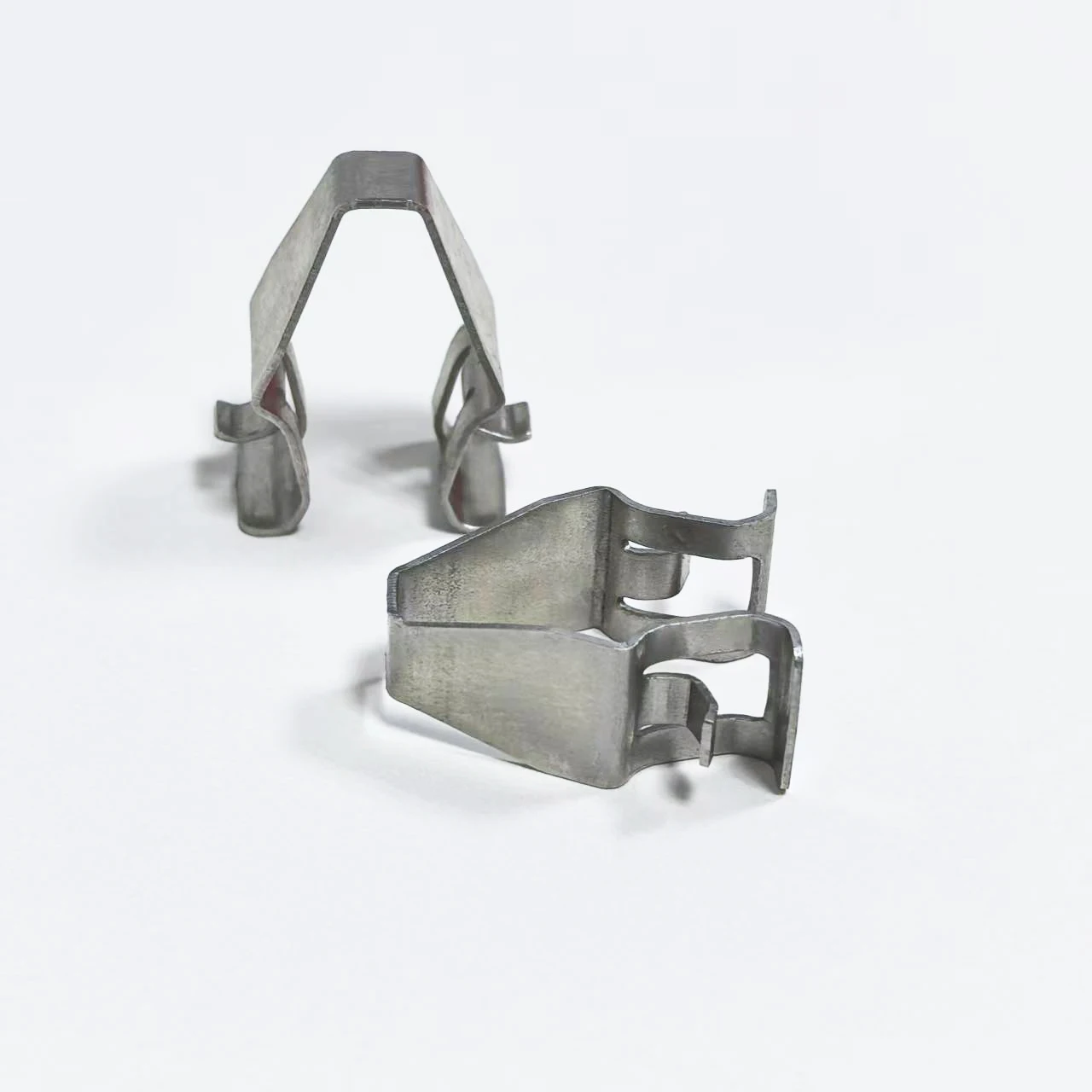 Для BMW X3 X1 X2 X4 X5 X6 X7 крепеж для солнцезащитного зеркала в туалетном столике стальной зажим клипса
Для BMW X3 X1 X2 X4 X5 X6 X7 крепеж для солнцезащитного зеркала в туалетном столике стальной зажим клипса