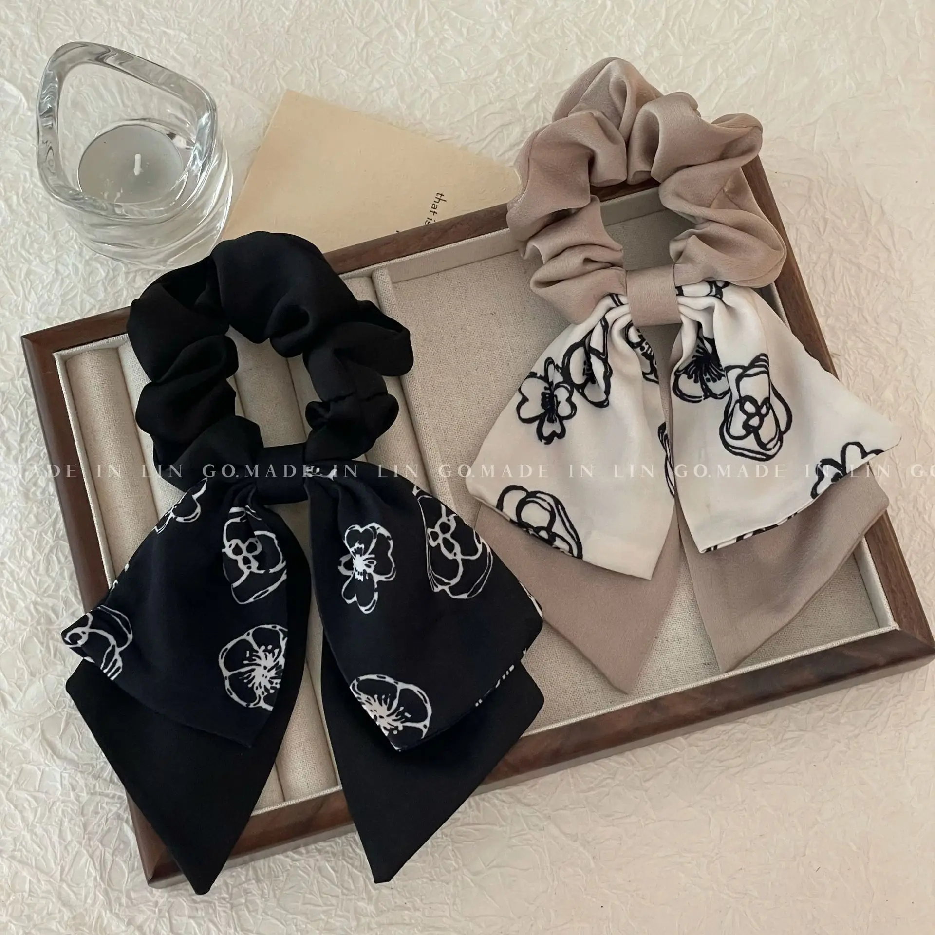 Korean New Bow Knot Hair Ring Women's Hair Rope Leather Band Simple Print Checkered Stripe Hair Band Hair Accessories
Korean New Bow Knot Hair Ring Women's Hair Rope Leather Band Simple Print Checkered Stripe Hair Band Hair Accessories