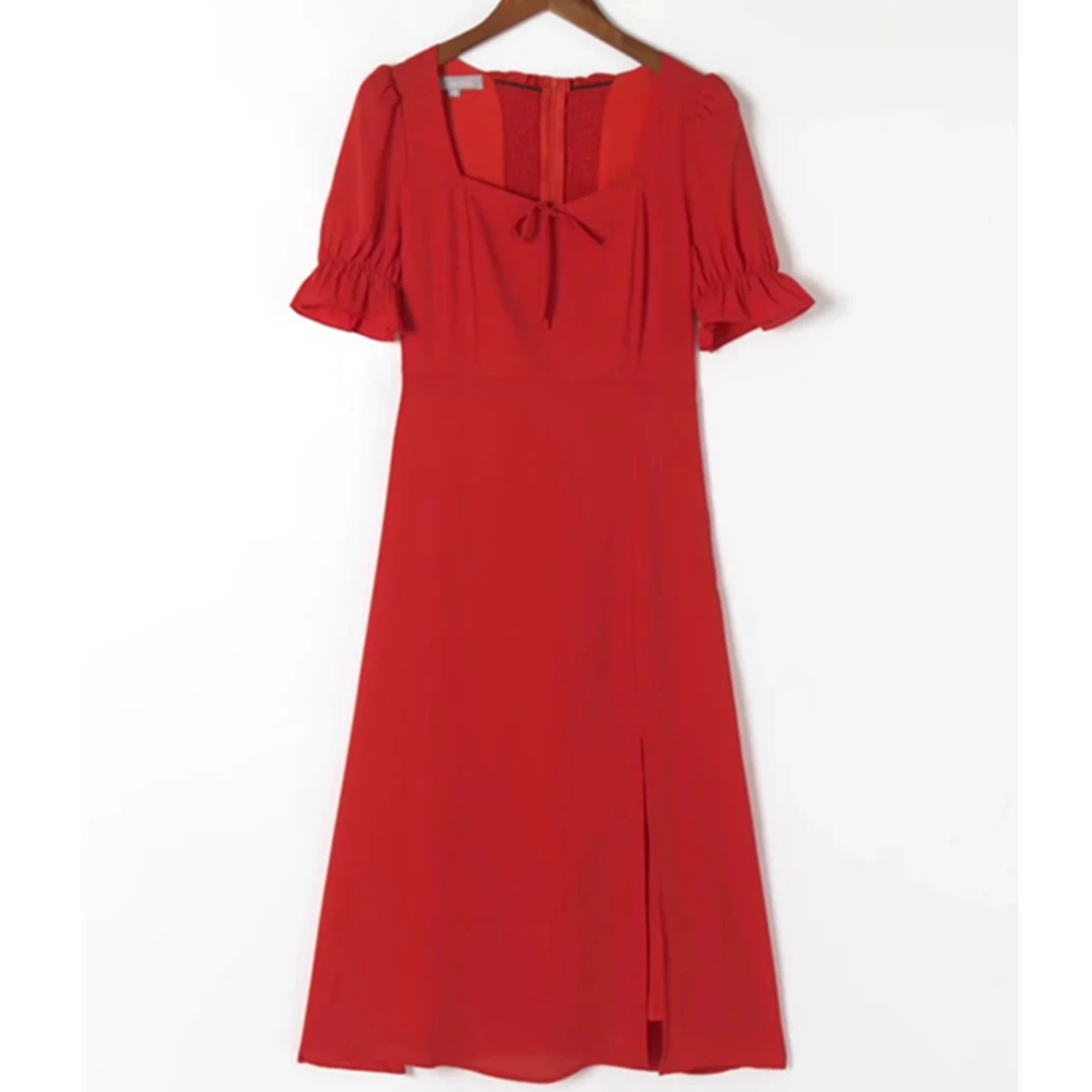 Withered 2022 Summer French Style Fashion Elegant Bow Vintage Square Collar Pure Red Color Forking Sexy Party Mini Dress Women
Withered 2022 Summer French Style Fashion Elegant Bow Vintage Square Collar Pure Red Color Forking Sexy Party Mini Dress Women