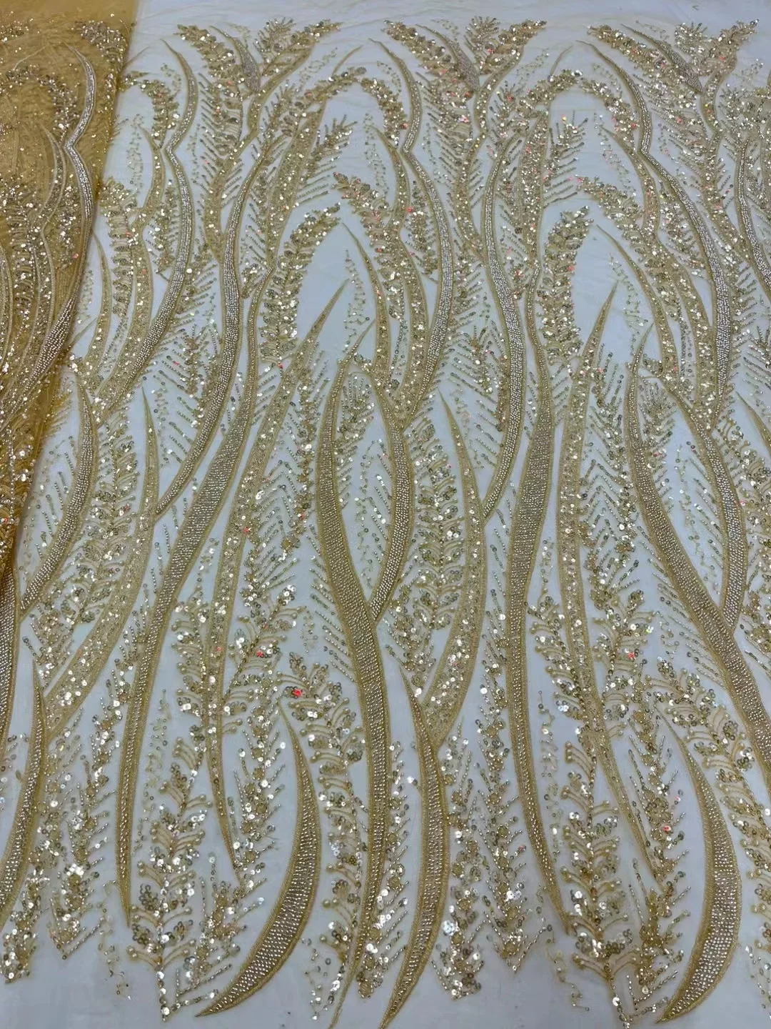 Черная кружевная ткань с бусинами для фотоплатьев, красное нигерийское тюль с блестками, Африканское высококачественное свадебное украшение, новая Африка 2023
Черная кружевная ткань с бусинами для фотоплатьев, красное нигерийское тюль с блестками, Африканское высококачественное свадебное украшение, новая Африка 2023