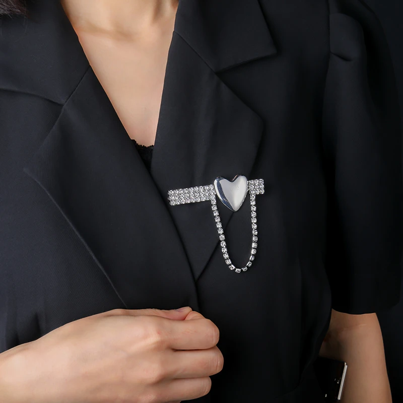 Romantic Heart Pin Brooch For Women Men With Long Tassel Chain Trendy Love Metallic Inlaid Zircon Party Jewelry Accessories Gift
Romantic Heart Pin Brooch For Women Men With Long Tassel Chain Trendy Love Metallic Inlaid Zircon Party Jewelry Accessories Gift