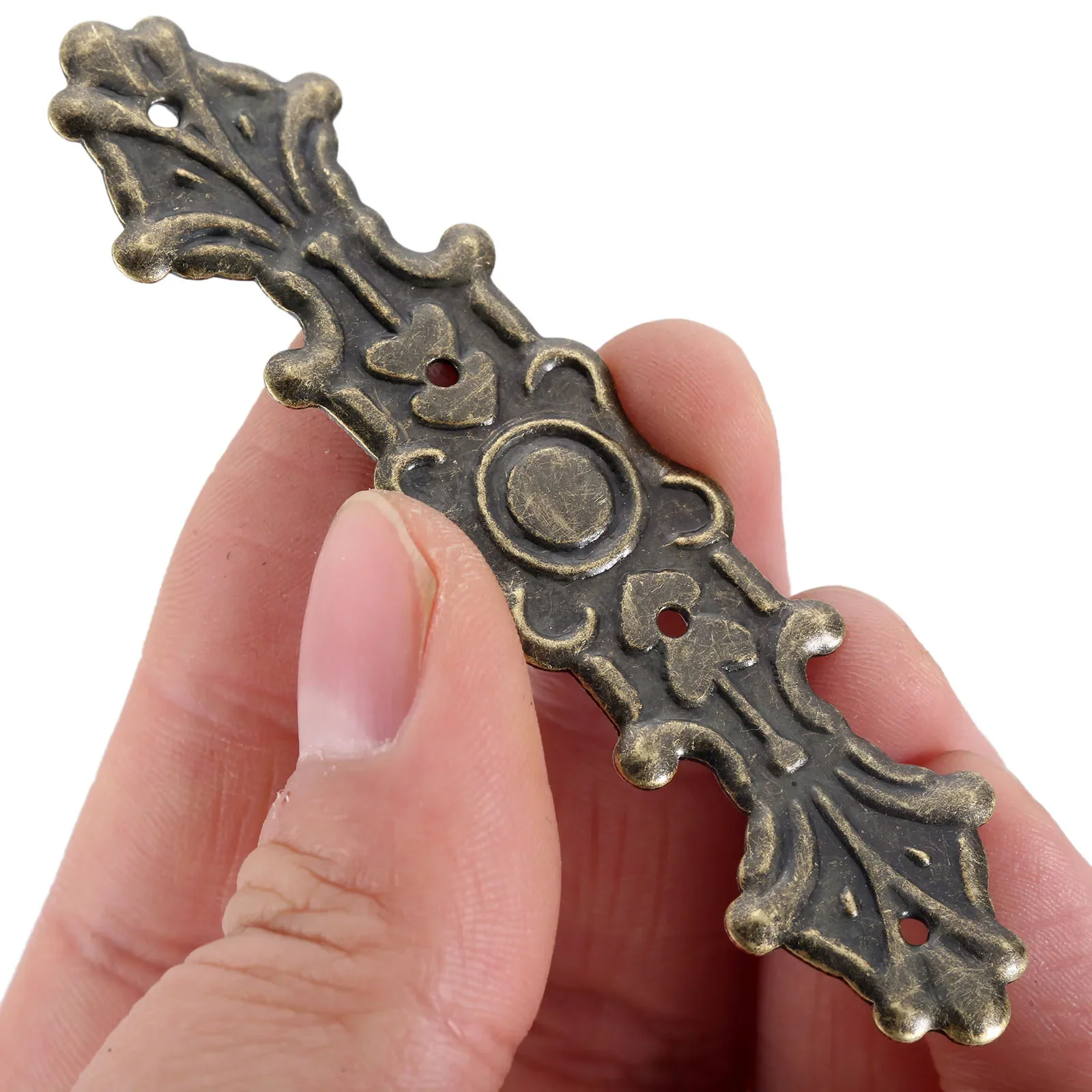 10 шт., античные бронзовые железные уголки с винтовым декором, деревянная шкатулка для драгоценностей, защита для стола, чехол для вина, украшения, альбом для скрапбукинга 79*20 мм 
10 шт., античные бронзовые железные уголки с винтовым декором, деревянная шкатулка для драгоценностей, защита для стола, чехол для вина, украшения, альбом для скрапбукинга 79*20 мм