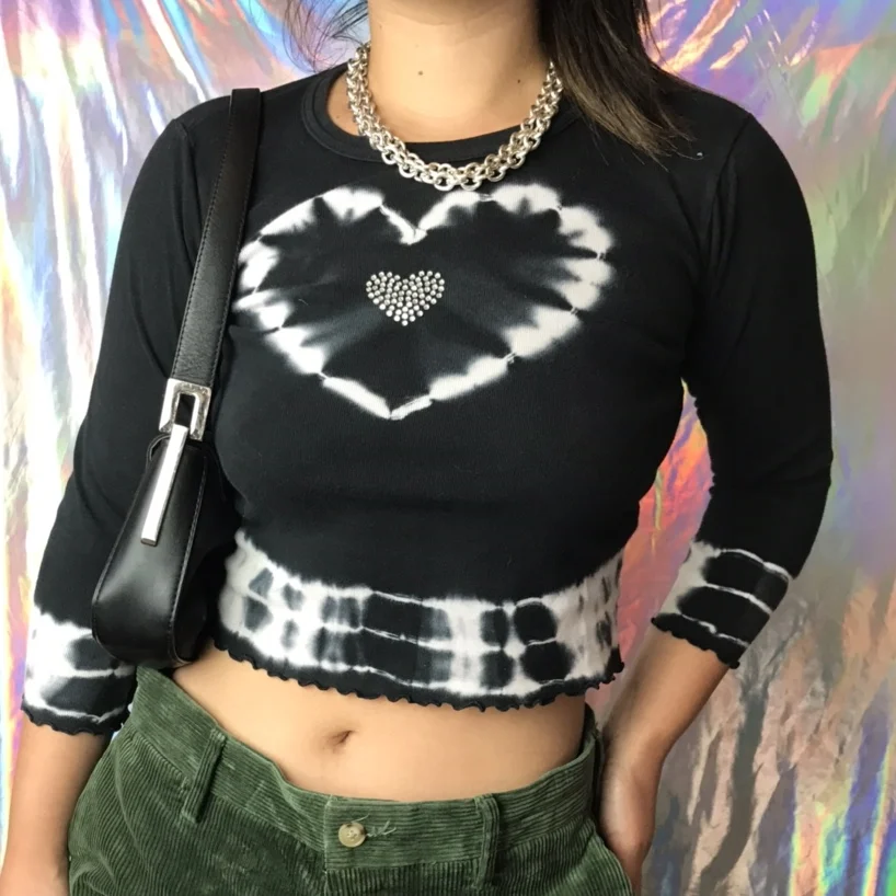 E-girl, готический торговый центр, фотографический рисунок сердца, бриллианты, укороченный Топ Harajuku, гранж, винтажный, O-образный вырез, тонкие ...
E-girl, готический торговый центр, фотографический рисунок сердца, бриллианты, укороченный Топ Harajuku, гранж, винтажный, O-образный вырез, тонкие ...