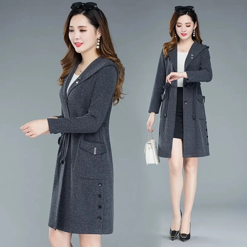 Trench Coat Womens 2022 Spring Autumn New Fashion Loose All-match Windbreaker Jacket Women Large Size Long Hooded Outerwear
Trench Coat Womens 2022 Spring Autumn New Fashion Loose All-match Windbreaker Jacket Women Large Size Long Hooded Outerwear