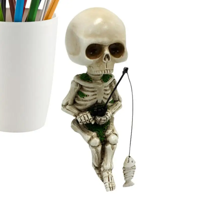 Skull Ornaments Horror Figurines Resin Skull Figurine Statue With Fishing Theme Design Hand Carved Skull For Cupboard Windowsill
Skull Ornaments Horror Figurines Resin Skull Figurine Statue With Fishing Theme Design Hand Carved Skull For Cupboard Windowsill