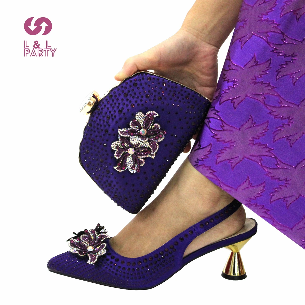 Dark Purple Mature High Heels Shoes and Bag Set Design with Flowers Fit for Nigerian Women Wedding and Birthday Party
Dark Purple Mature High Heels Shoes and Bag Set Design with Flowers Fit for Nigerian Women Wedding and Birthday Party