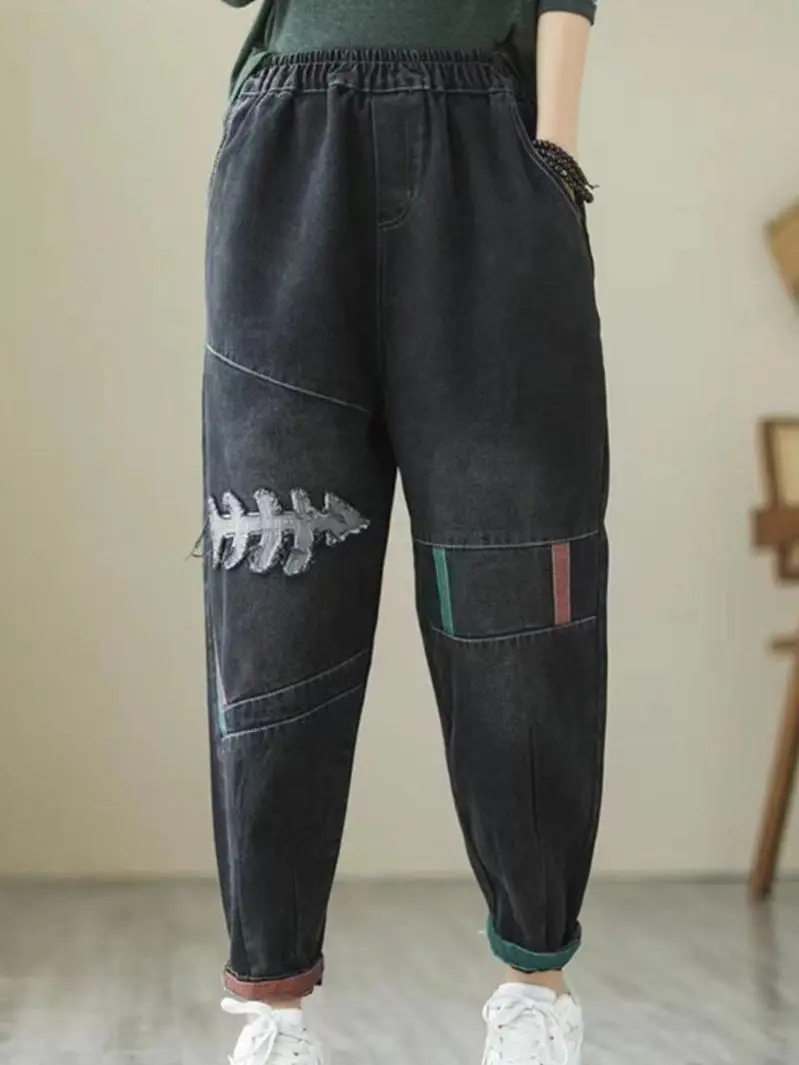 Women's Harem Pants Women's Autumn 2022 New Embroidery Contrast Color Elastic Waist Jeans Women Oversized Loose Vintage Pants
Women's Harem Pants Women's Autumn 2022 New Embroidery Contrast Color Elastic Waist Jeans Women Oversized Loose Vintage Pants