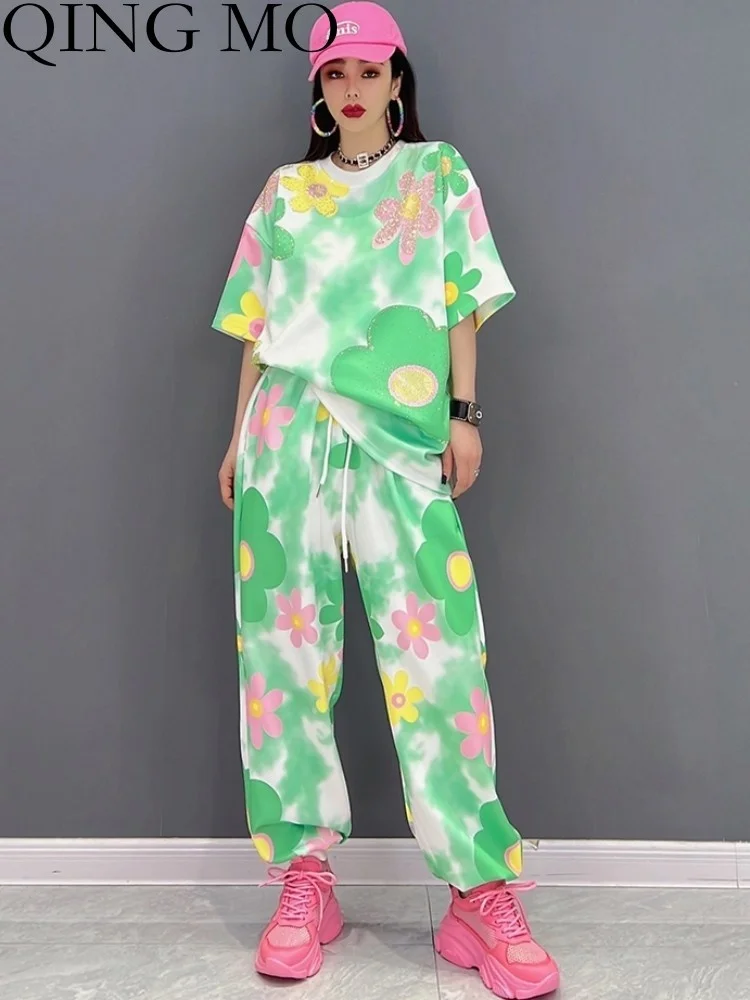 Женский спортивный костюм-двойка QING MO, Повседневная футболка с коротким рукавом и цветочным принтом и брюки, весна-лето 2023 
Женский спортивный костюм-двойка QING MO, Повседневная футболка с коротким рукавом и цветочным принтом и брюки, весна-лето 2023