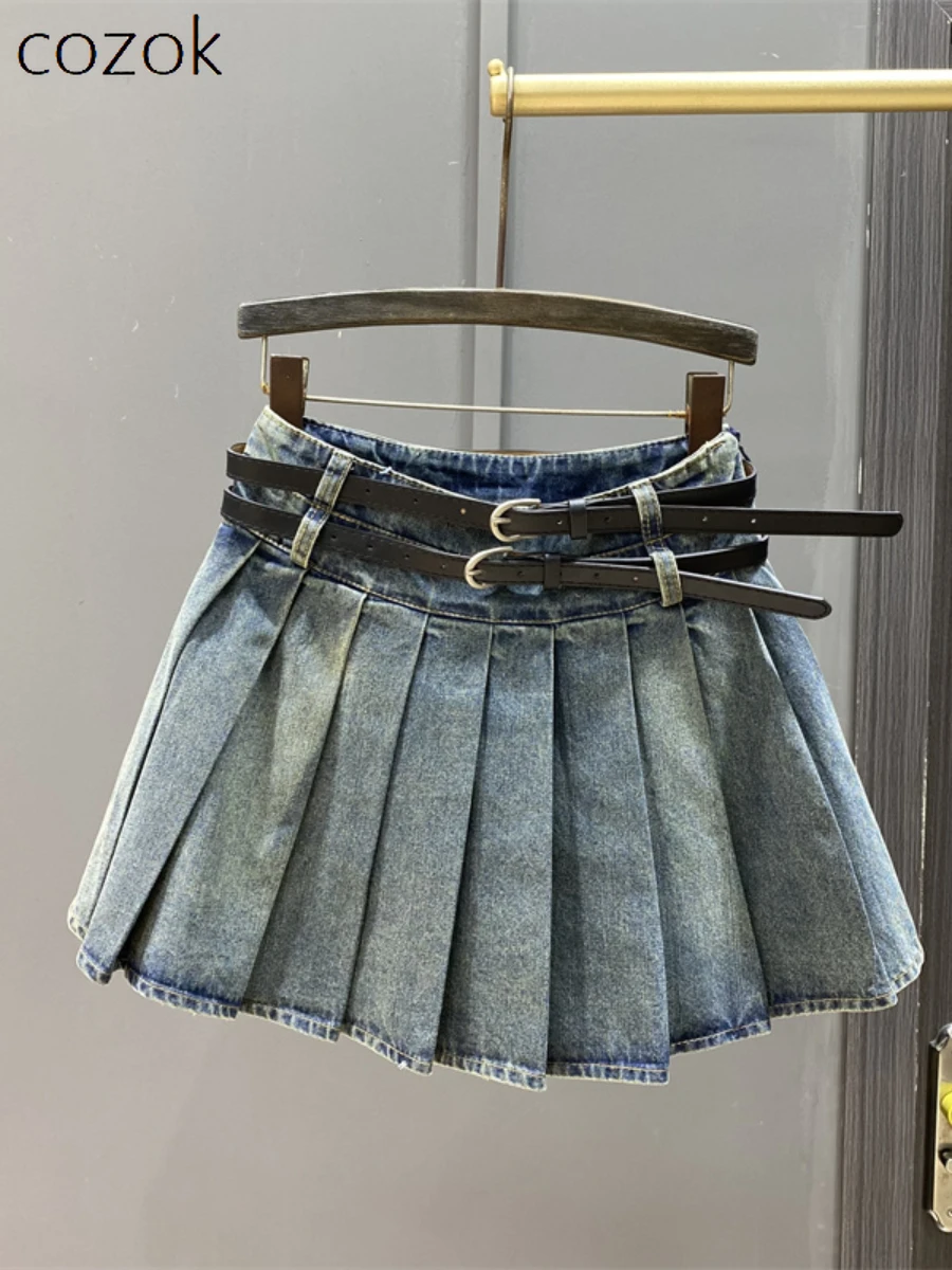 Blue Side Zipper High Waist Denim Pleated Skirt Women Autumn Vintage Slimming Anti-Emptied A- Line Skirt Ladies Denim Skirt
Blue Side Zipper High Waist Denim Pleated Skirt Women Autumn Vintage Slimming Anti-Emptied A- Line Skirt Ladies Denim Skirt