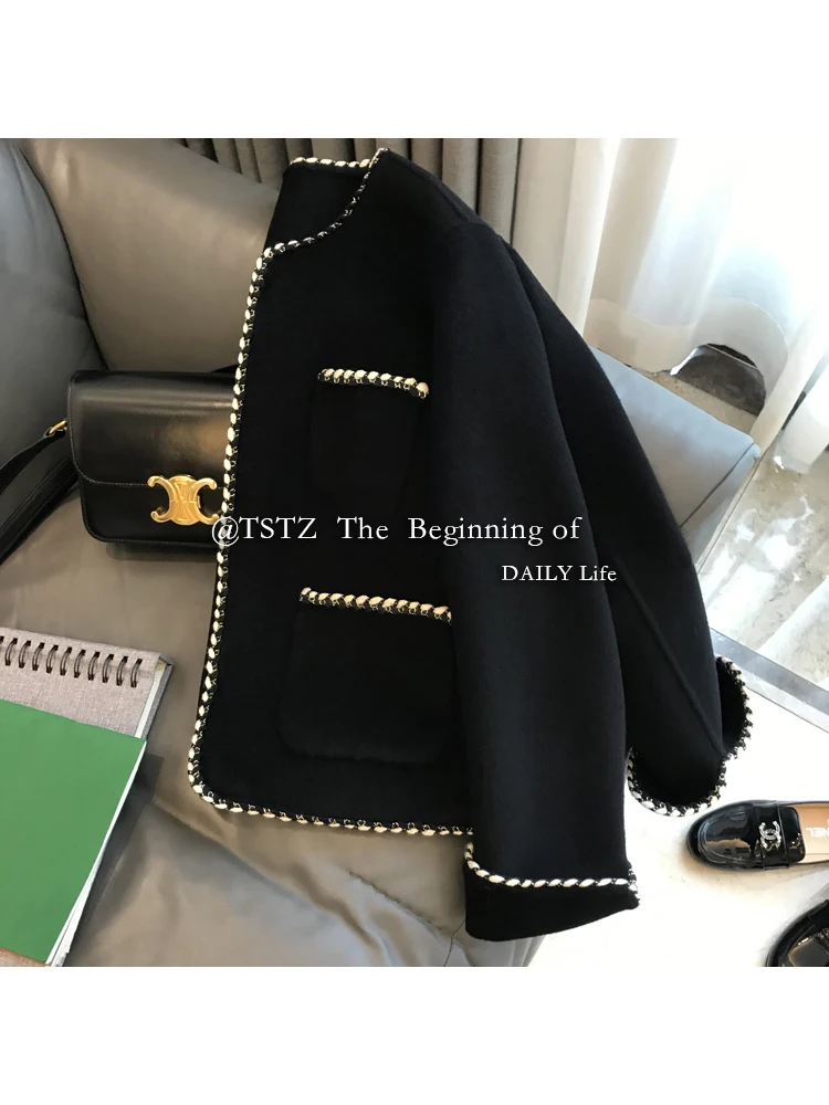 2022 Autumn Winter Women Crew-neck Vintage Jacket Coat Baggy Long Sleeve Single Breasted Female Classic Outer French Elegance
2022 Autumn Winter Women Crew-neck Vintage Jacket Coat Baggy Long Sleeve Single Breasted Female Classic Outer French Elegance