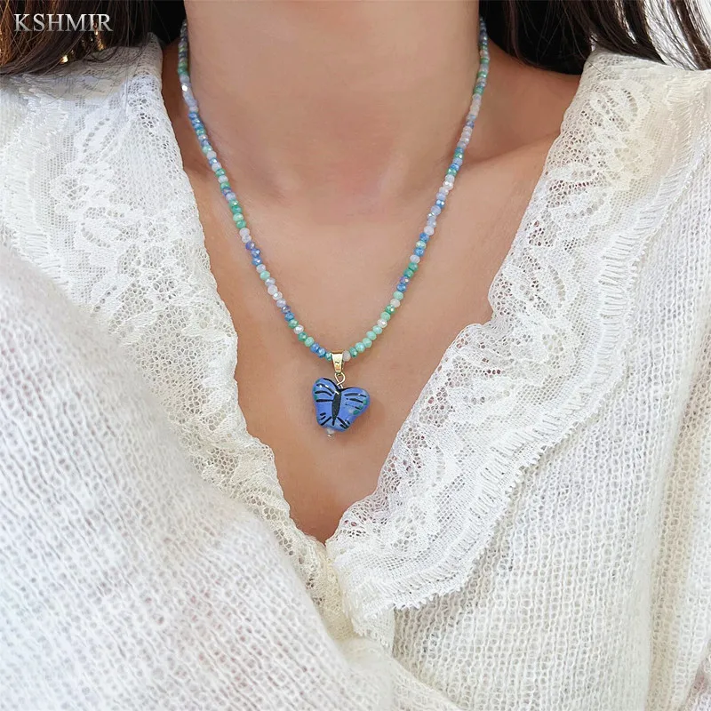 2022 New Year color crystal necklace butterfly pendant simple temperament new women's choker retro jewelry
2022 New Year color crystal necklace butterfly pendant simple temperament new women's choker retro jewelry