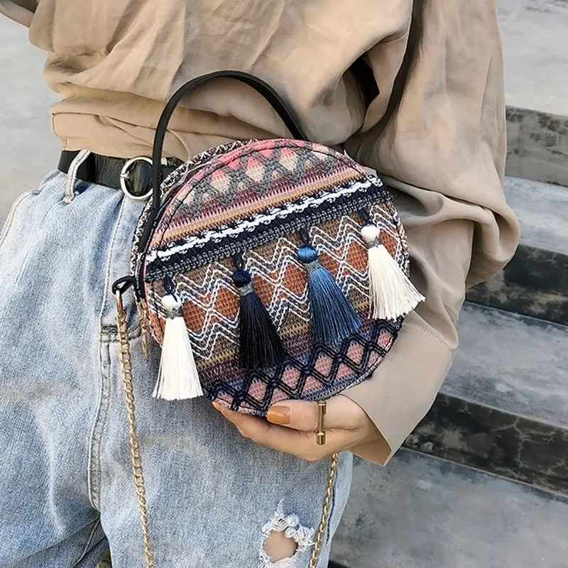 2023 New Bag Korean Versatile Crossbody Bag Harajuku Ethnic Style Chain Girls Tassel Bag Designer Purses and Handbag Luxury Bag
2023 New Bag Korean Versatile Crossbody Bag Harajuku Ethnic Style Chain Girls Tassel Bag Designer Purses and Handbag Luxury Bag