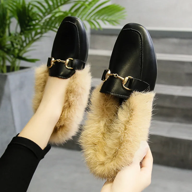 Ladies Muller Shoes 2021 Winter Furry Indoor Floor Shoes Outdoor Non-slip Warm Sneakers Designer Brand Fashion Flat Shoes Women 
Ladies Muller Shoes 2021 Winter Furry Indoor Floor Shoes Outdoor Non-slip Warm Sneakers Designer Brand Fashion Flat Shoes Women