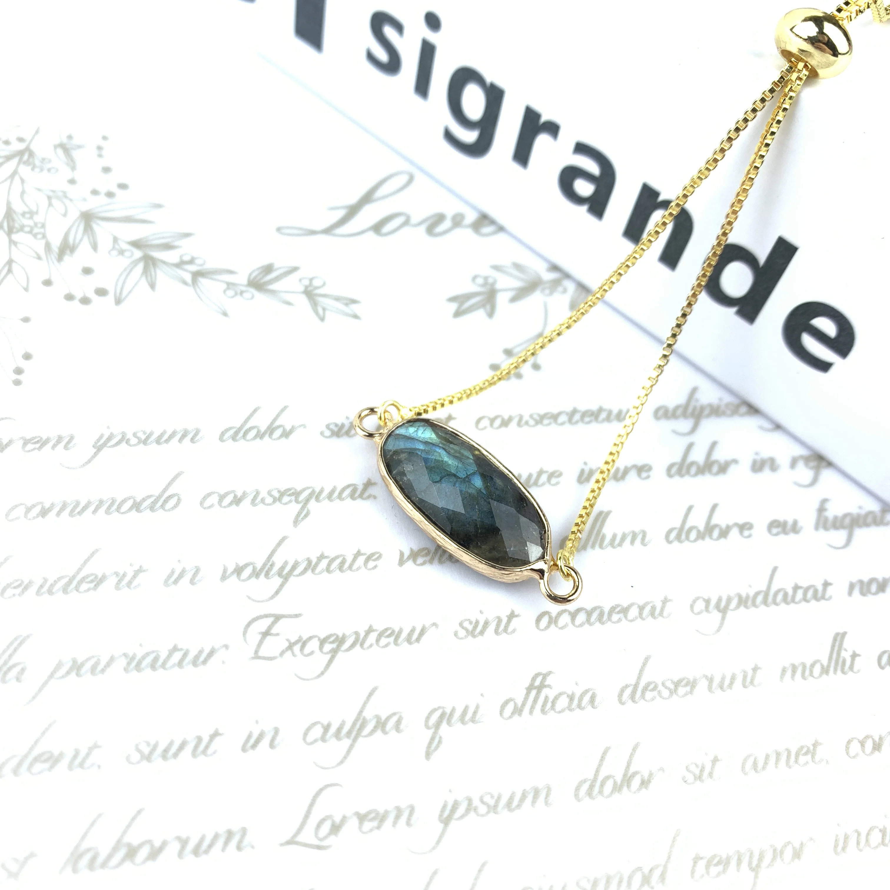 BEILIXIGEMS Natural Stone Bracelet Handmade Healing Crystal Labradorite Beads Charm Gold Stainless Steel Chain Jewelry for Women
BEILIXIGEMS Natural Stone Bracelet Handmade Healing Crystal Labradorite Beads Charm Gold Stainless Steel Chain Jewelry for Women