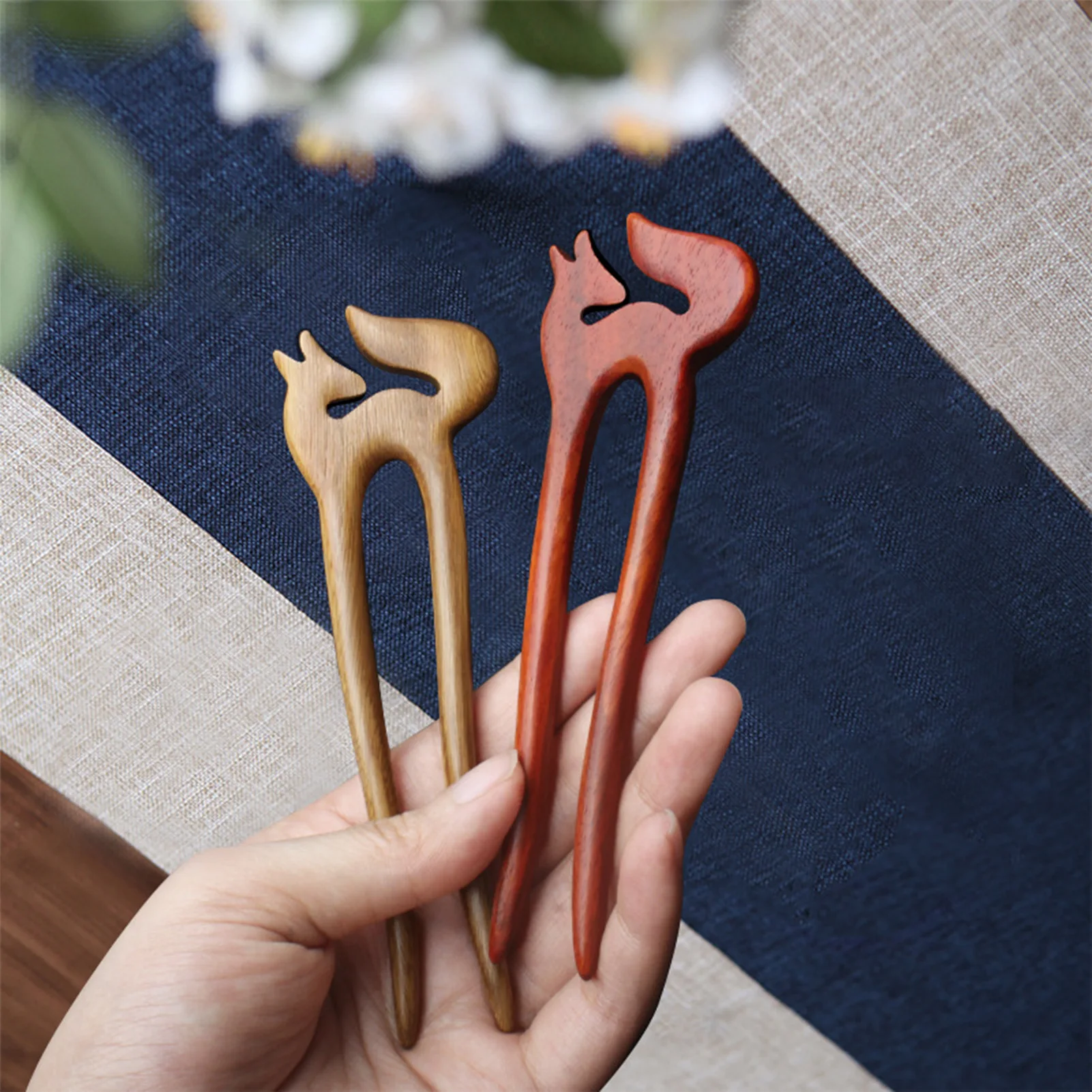 Vintage Wood U-shape Hair Sticks Chinese Fashion Hanfu Hair Fork Hair Chopsticks Hairpin Female Jewelry Hair Clip Accessories 
Vintage Wood U-shape Hair Sticks Chinese Fashion Hanfu Hair Fork Hair Chopsticks Hairpin Female Jewelry Hair Clip Accessories