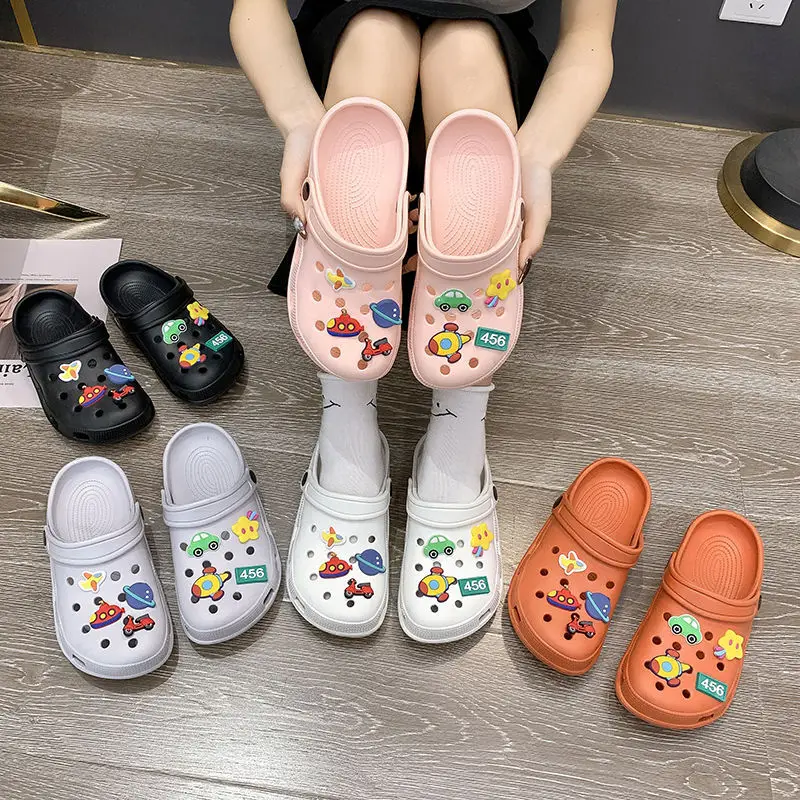 Hole Shoes Women's Summer Wear Cartoon Trend Home Couples Non-slip Hole Sandals Baotou Slippers Female Students Platform Sandals
Hole Shoes Women's Summer Wear Cartoon Trend Home Couples Non-slip Hole Sandals Baotou Slippers Female Students Platform Sandals