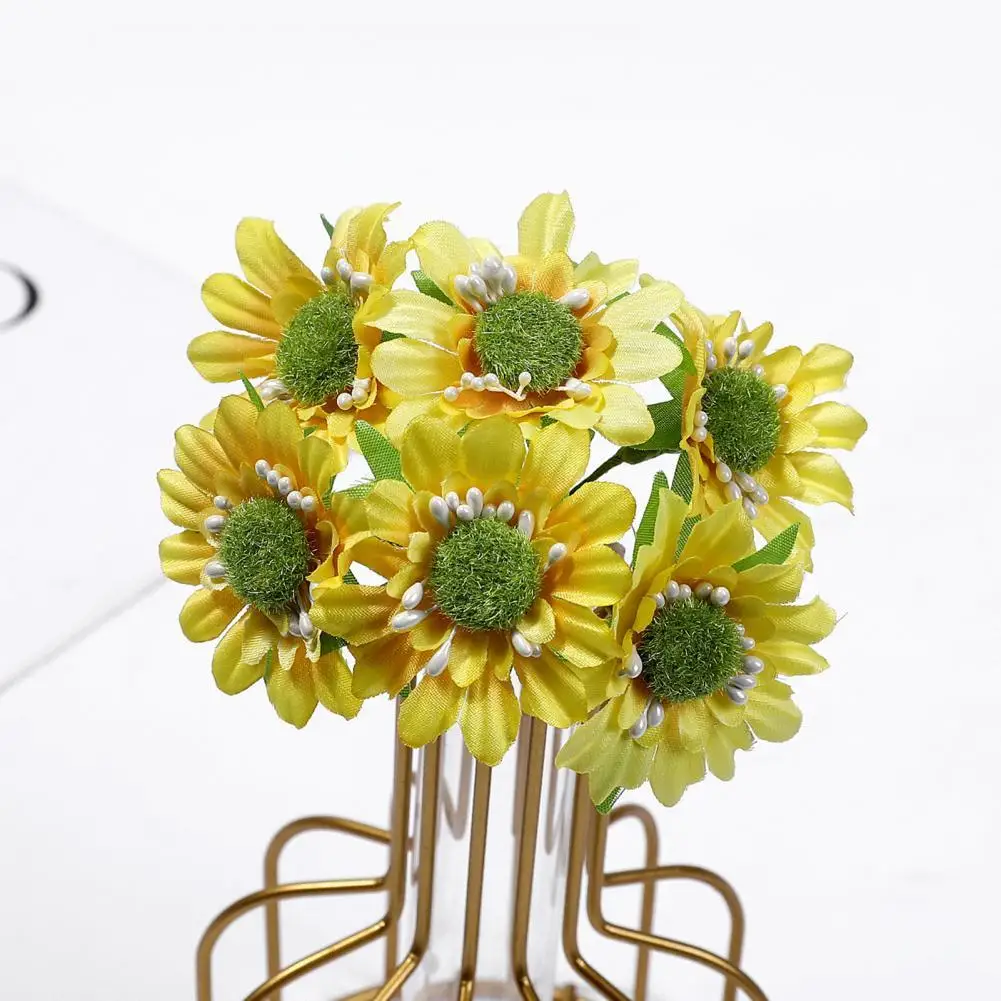 Artificial Flowers Practical Portable Vivid for Wedding Fake Flower Bouquet Simulation Flower Bouquet
Artificial Flowers Practical Portable Vivid for Wedding Fake Flower Bouquet Simulation Flower Bouquet