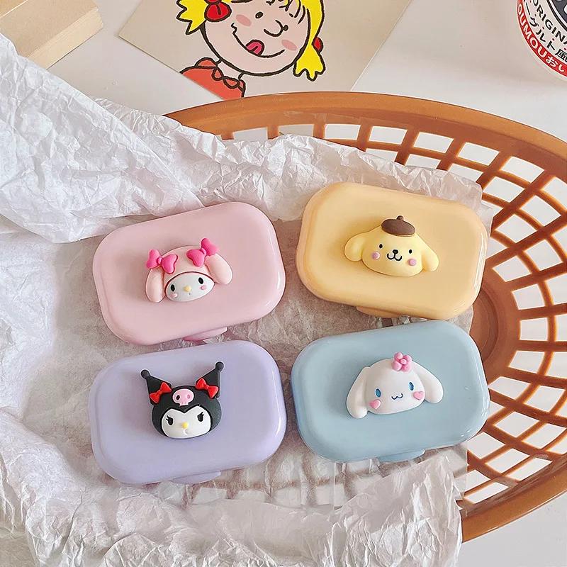 Чехол для контактных линз Sanrio, маленький футляр для ухода за контактными линзами, с милым мультяшным персонажем мелодии, двойная коробка
Чехол для контактных линз Sanrio, маленький футляр для ухода за контактными линзами, с милым мультяшным персонажем мелодии, двойная коробка