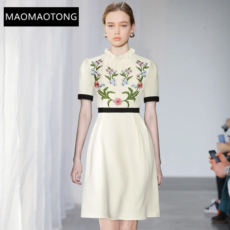 Elegant Dresses For Women 2022 Luxury Designer Runway Summer Stand Collar Short Sleeve Floral Embroidery Short Party Dresses
Elegant Dresses For Women 2022 Luxury Designer Runway Summer Stand Collar Short Sleeve Floral Embroidery Short Party Dresses