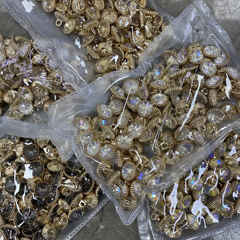 Rhinestone Buttons Diy Apparel Sewing Accessories clothing Replace Crafts Shirts Suit Glitter Metal Sewing Button Vintage 10pcs
Rhinestone Buttons Diy Apparel Sewing Accessories clothing Replace Crafts Shirts Suit Glitter Metal Sewing Button Vintage 10pcs