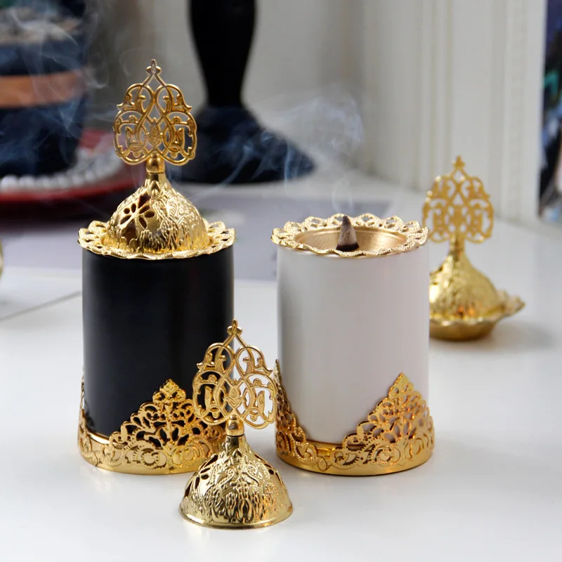 Metal Incense Burner Middle East Arabic Matte Black White Ceramic Desktop Incense Burner Decoration Ornaments
Metal Incense Burner Middle East Arabic Matte Black White Ceramic Desktop Incense Burner Decoration Ornaments