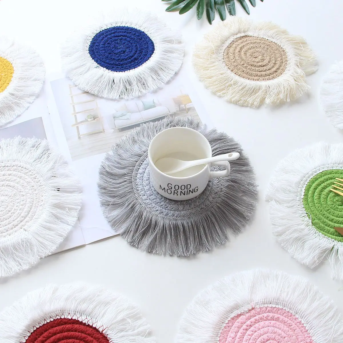 Tassel insulation pad cotton Woven cotton rope coaster Dining table mat Bowl mat Simple coaster table decoration placemat
Tassel insulation pad cotton Woven cotton rope coaster Dining table mat Bowl mat Simple coaster table decoration placemat