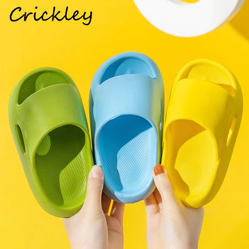 Summer New Kids Slippers EVA Candy Color Indoor Floor Beach Shoes For Children Girls Soft Non Slip Shower Boys Room Slippers
Summer New Kids Slippers EVA Candy Color Indoor Floor Beach Shoes For Children Girls Soft Non Slip Shower Boys Room Slippers