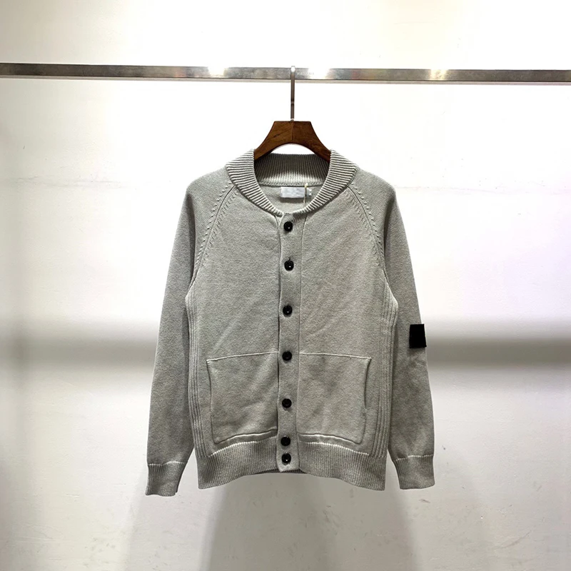 Sweater Men Single Breasted Knitted Jersey Top Spring Distressed Round Neck Armband Coat 0504-4
Sweater Men Single Breasted Knitted Jersey Top Spring Distressed Round Neck Armband Coat 0504-4
