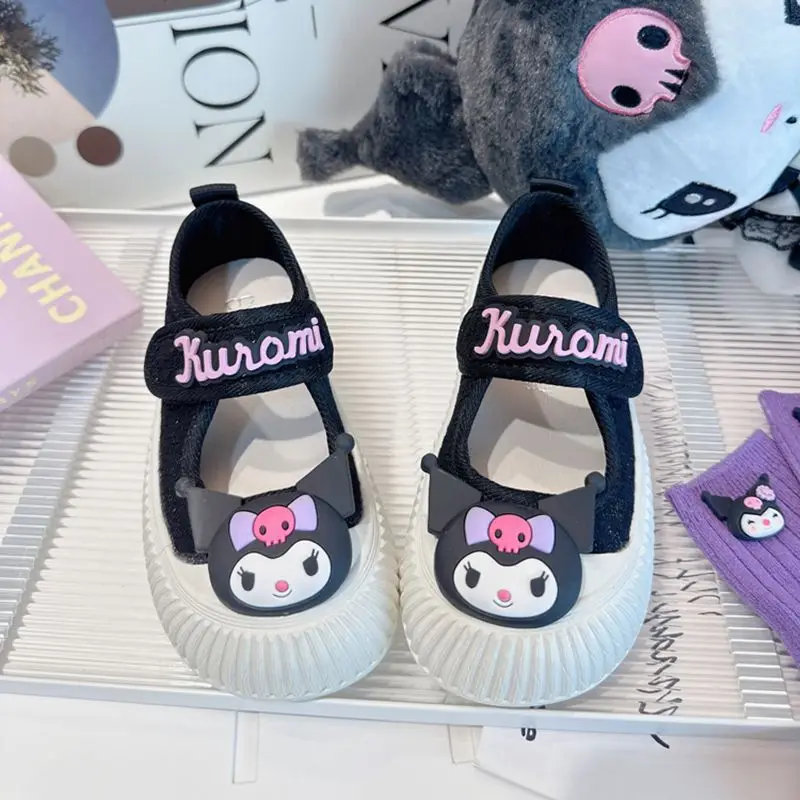 Новинка, кавайные Детские парусиновые туфли Sanrio Kuromi, Мультяшные аниме осенне-зимние туфли на плоской подошве, повседневные Нескользящие мягкие дышащие туфли для девочек, подарок
Новинка, кавайные Детские парусиновые туфли Sanrio Kuromi, Мультяшные аниме осенне-зимние туфли на плоской подошве, повседневные Нескользящие мягкие дышащие туфли для девочек, подарок