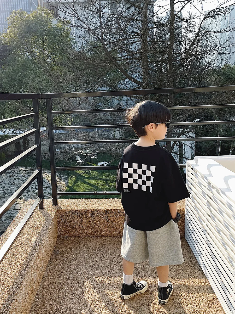 Children's Clothing Boys' Summer Short-Sleeved T-shirt 2022 New Children's Summer Solid Color Shirt Baby Handsome Fashion
Children's Clothing Boys' Summer Short-Sleeved T-shirt 2022 New Children's Summer Solid Color Shirt Baby Handsome Fashion