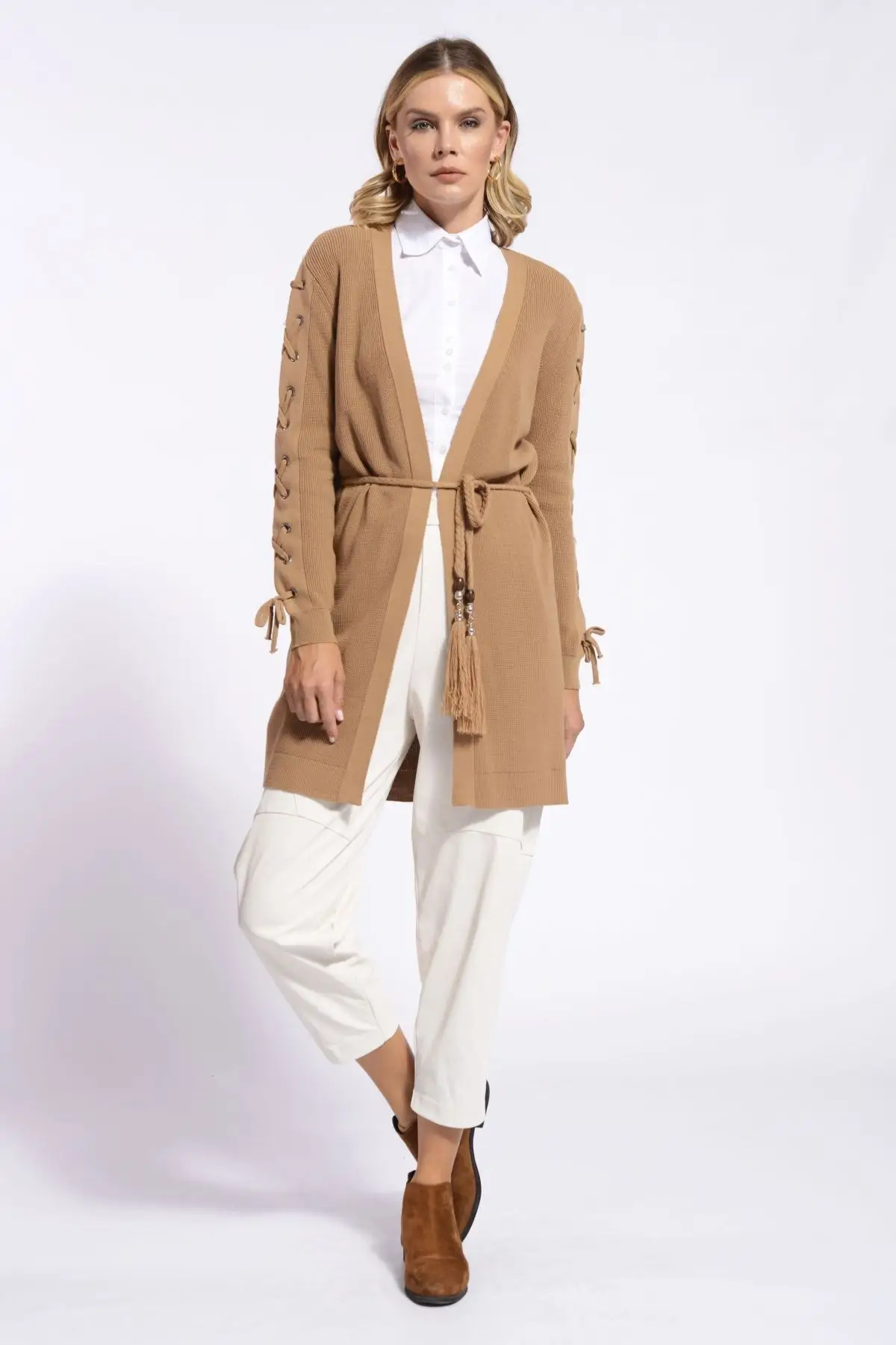 Women's Cardigan Tile Sleeve Hook Casual Knitted Quality Fashion Cardigan Sweaters Loose Sweater Jumper
Women's Cardigan Tile Sleeve Hook Casual Knitted Quality Fashion Cardigan Sweaters Loose Sweater Jumper