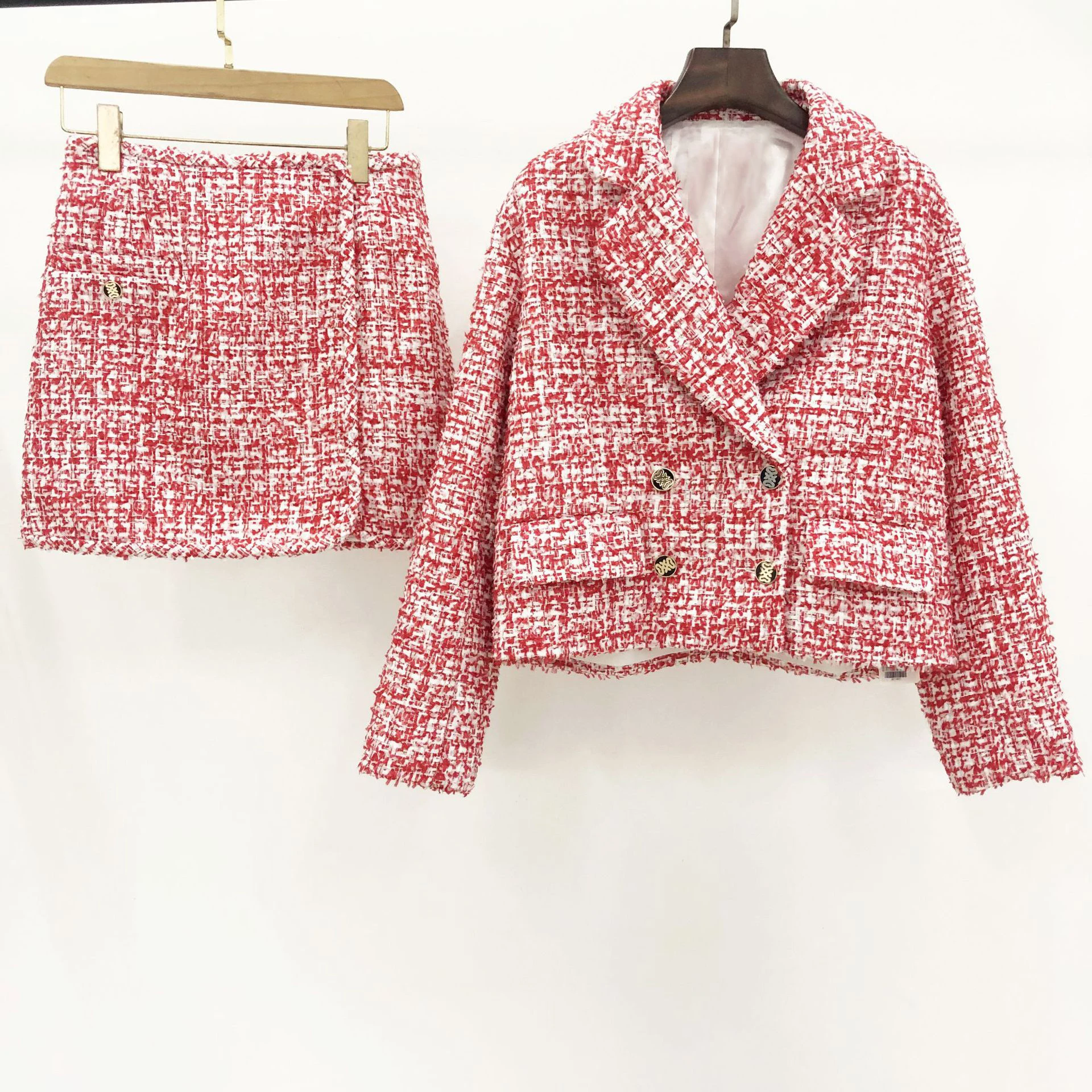 2023 Spring and Summer New Women Jacket Temperament Pink Sequined Tweed Short Jacket / Skirt
2023 Spring and Summer New Women Jacket Temperament Pink Sequined Tweed Short Jacket / Skirt