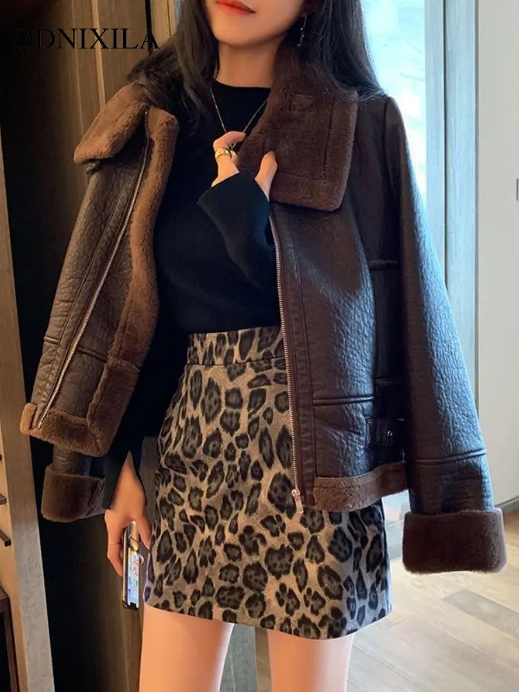 Winter Coat for Women Fur Coat 2022 Autumn and Winter Lambswool Motorcycle Leather Coat Wool Thickening Jackets Women
Winter Coat for Women Fur Coat 2022 Autumn and Winter Lambswool Motorcycle Leather Coat Wool Thickening Jackets Women