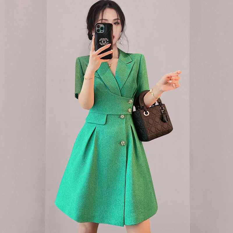 Designer Button Green Blazer Dress Women Short Sleeve Notched Deco Ladies A-Line Office Lady Runway Vestidos Summer Female D687
Designer Button Green Blazer Dress Women Short Sleeve Notched Deco Ladies A-Line Office Lady Runway Vestidos Summer Female D687