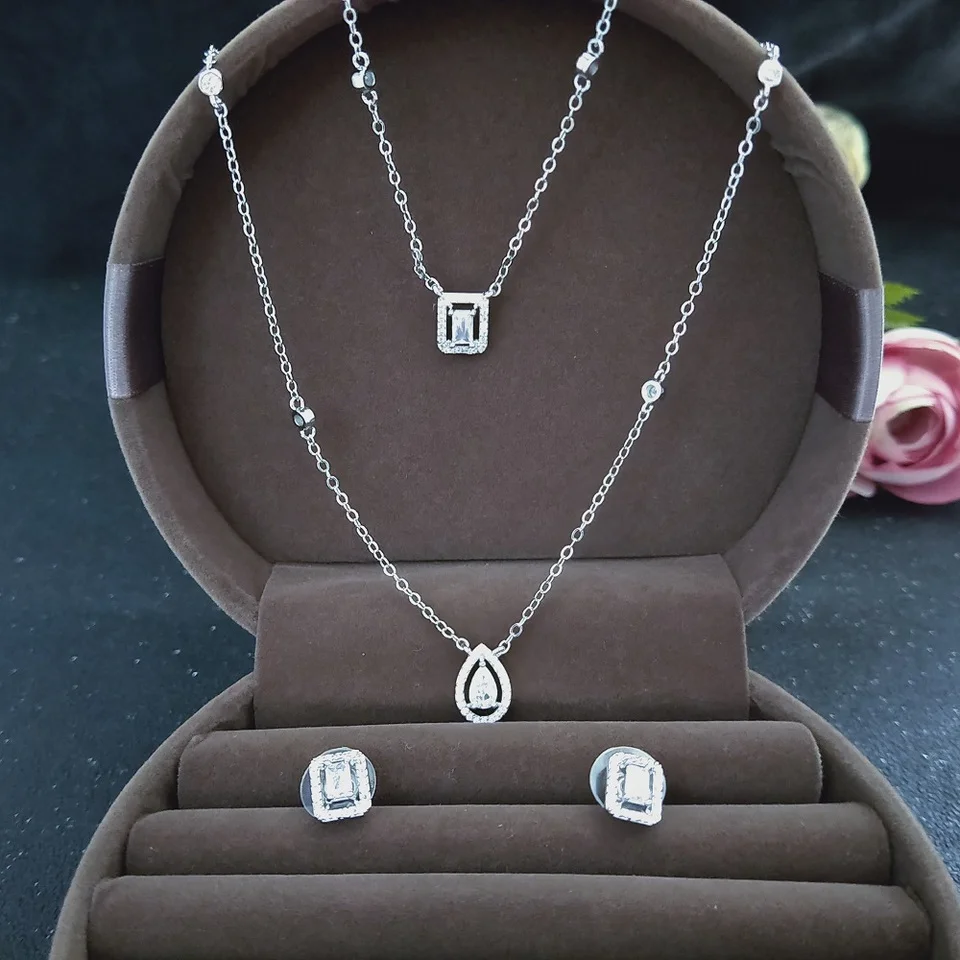 RAKOL Water Drop Square White Cubic Zirconia Double Layer Pendant Necklace Earrings for Women 2022 Luxury Wedding Jewelry Set
RAKOL Water Drop Square White Cubic Zirconia Double Layer Pendant Necklace Earrings for Women 2022 Luxury Wedding Jewelry Set