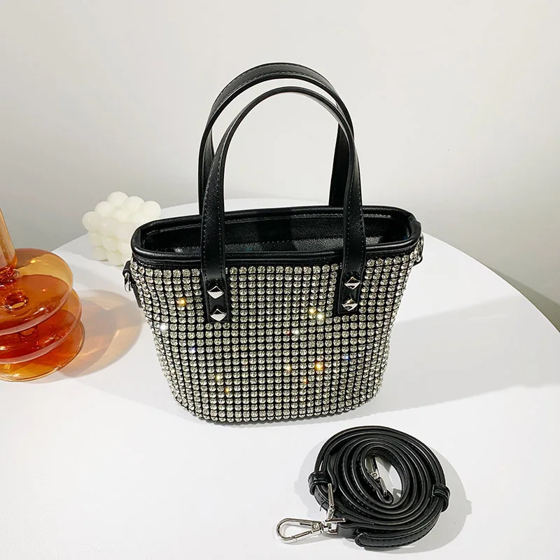 New Luxury Diamond Crossbody Bag for Women Shoulder Bag 2022 Zipper Small Tote Bag Bucket Handbag High Quality Luxury Style
New Luxury Diamond Crossbody Bag for Women Shoulder Bag 2022 Zipper Small Tote Bag Bucket Handbag High Quality Luxury Style