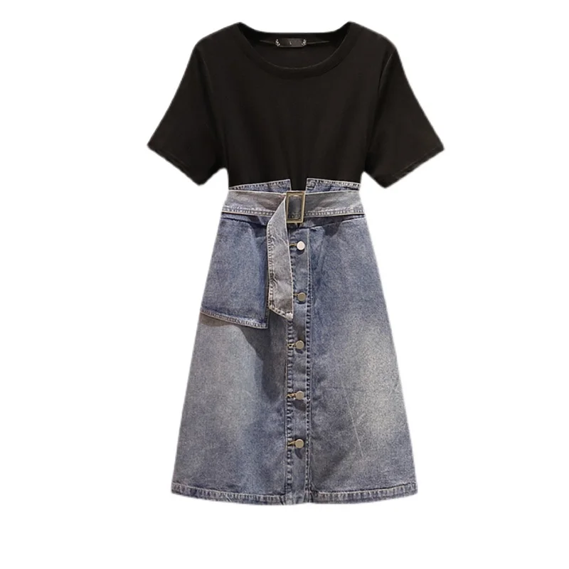 Женское летнее джинсовое платье средней длины с поясом и круглым вырезом
Женское летнее джинсовое платье средней длины с поясом и круглым вырезом