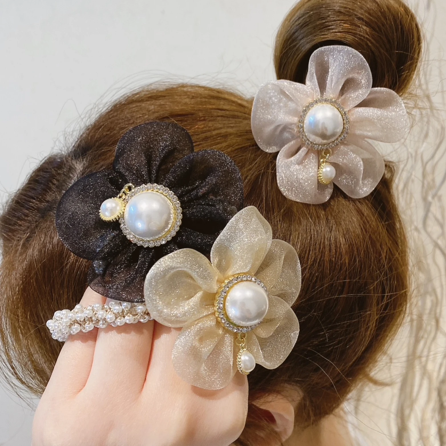 Korea New Ogen Yarn Small Flower Hair Ties Female Headband Rubber Band Rope Elastic Bands Girls Accessoreis
Korea New Ogen Yarn Small Flower Hair Ties Female Headband Rubber Band Rope Elastic Bands Girls Accessoreis