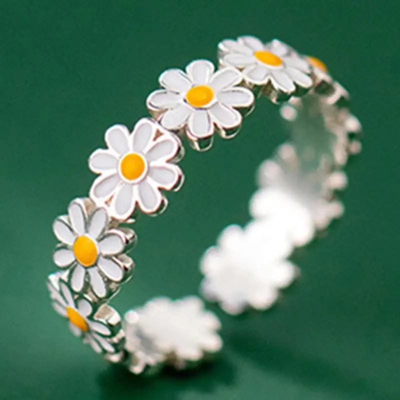Korean Style Daisy Flower Adjustable Rings for Women Girl Zinc Alloy Sunflower Finger Ring Female Trendy Jewelry Accessories
Korean Style Daisy Flower Adjustable Rings for Women Girl Zinc Alloy Sunflower Finger Ring Female Trendy Jewelry Accessories