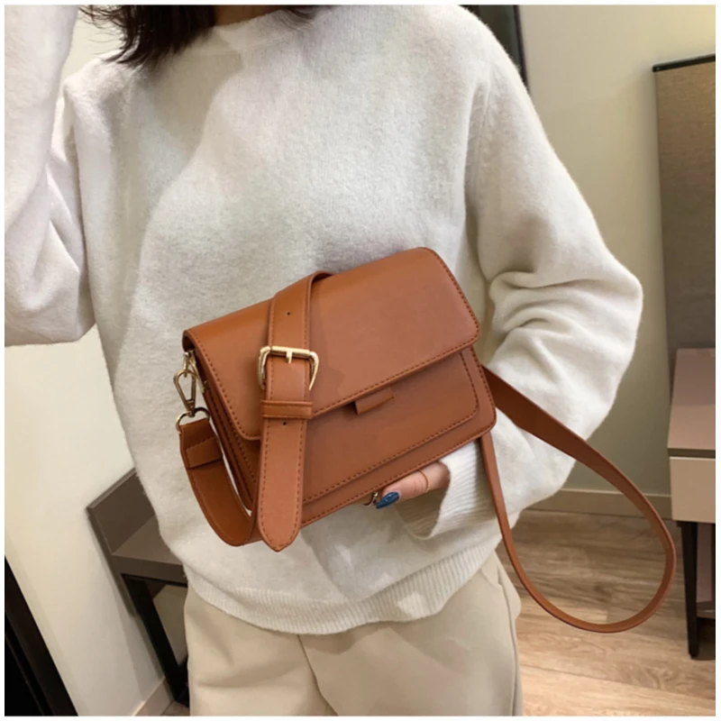 Fashion Brand Women's Crossbody Bag Lightweight PU Leather Messenger Bag Flap Handbag Purse Summer Travel Bag For Female
Fashion Brand Women's Crossbody Bag Lightweight PU Leather Messenger Bag Flap Handbag Purse Summer Travel Bag For Female