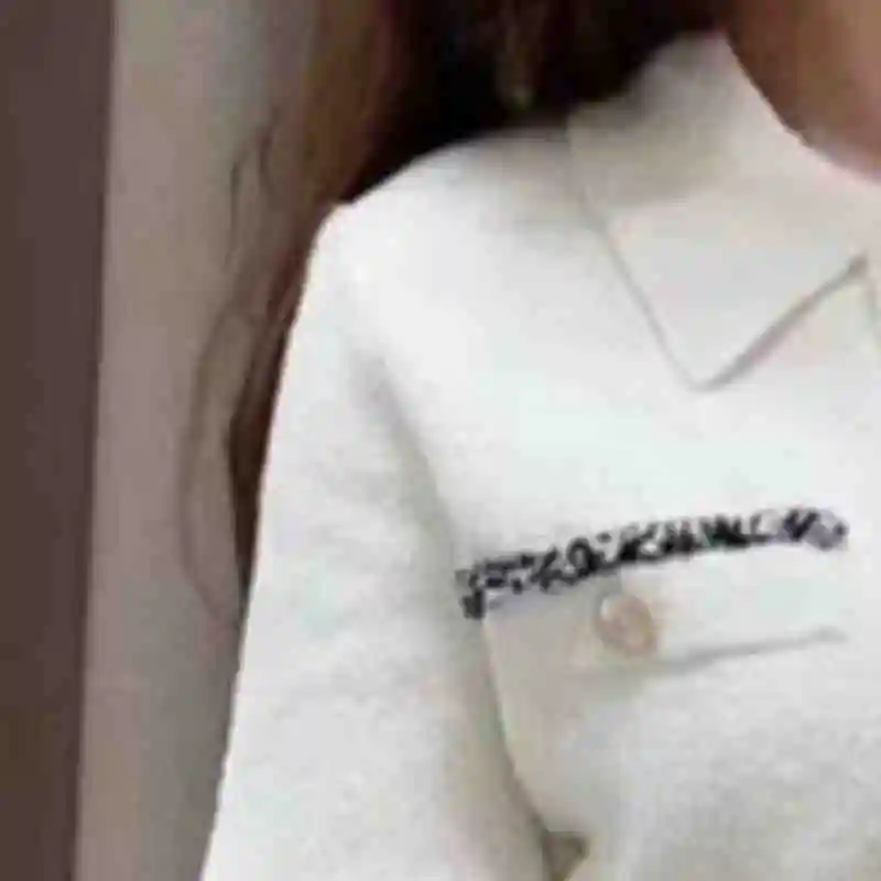 Women Dress 2023 Early Autumn New Lapel White Tweed Knitted Dress 
Women Dress 2023 Early Autumn New Lapel White Tweed Knitted Dress