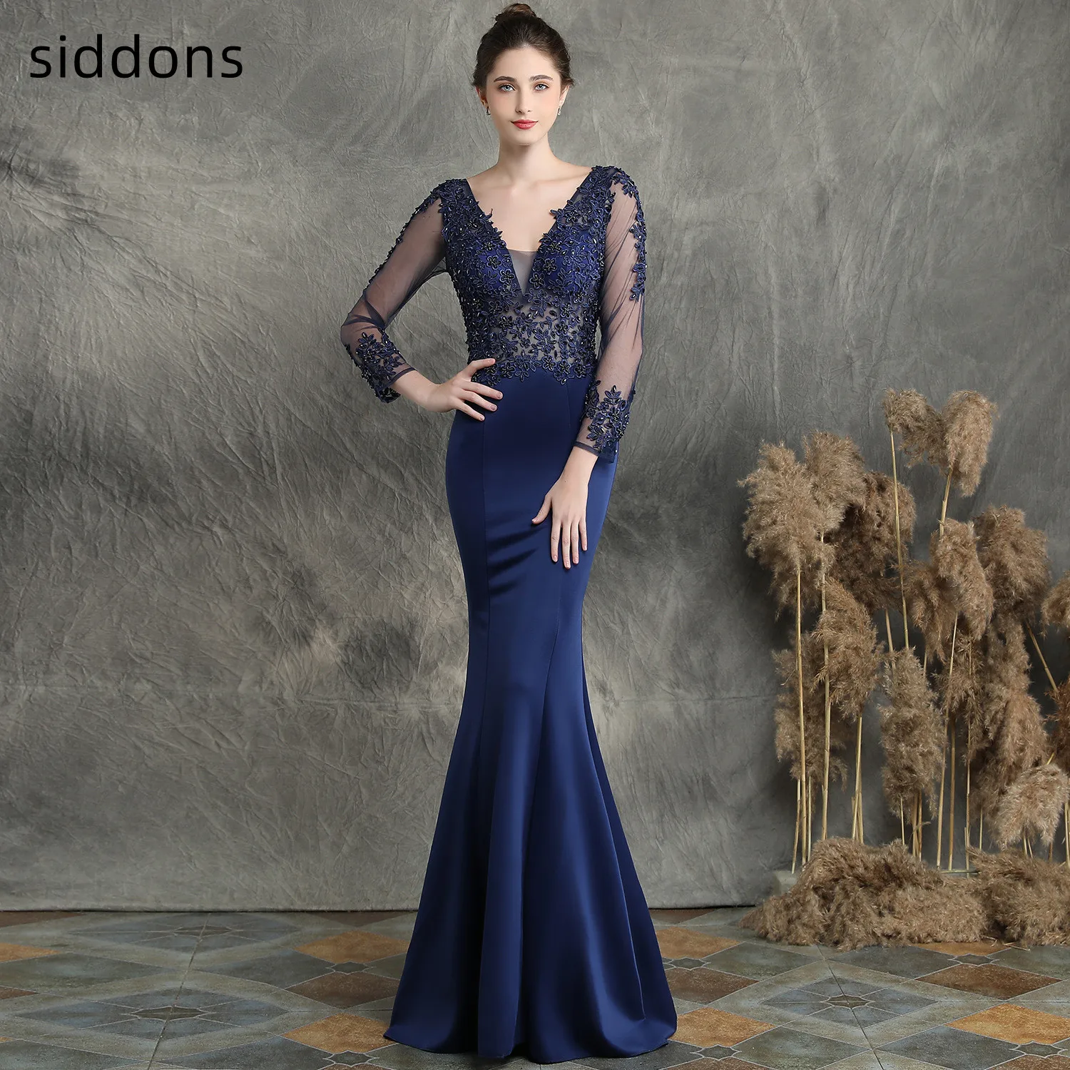 Women Evening Long Dresses Lady Elegant Robes Soiree Fishtail V-Neck Banquet Floor-Length Appliques Lace 2022 New Arrivals
Women Evening Long Dresses Lady Elegant Robes Soiree Fishtail V-Neck Banquet Floor-Length Appliques Lace 2022 New Arrivals
