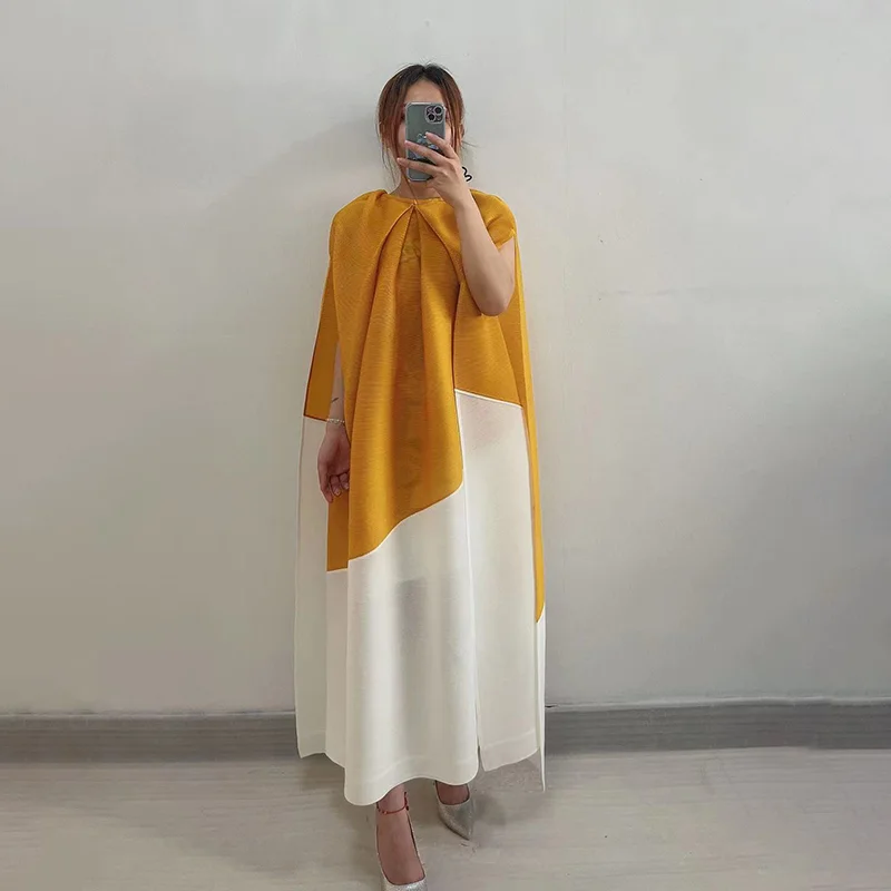 Miyake Pleated Dress Women 2023 Summer Original Pleated Maxi Long Dress Korean Fashion White Sashes Loose Aesthetic Midi Dress
Miyake Pleated Dress Women 2023 Summer Original Pleated Maxi Long Dress Korean Fashion White Sashes Loose Aesthetic Midi Dress