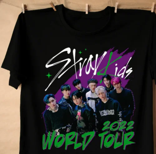 Stray Kids World Tour 2022 T-shirt Stray Kids Acid Retro MANIAC Shirt Kpop Tee 
Stray Kids World Tour 2022 T-shirt Stray Kids Acid Retro MANIAC Shirt Kpop Tee