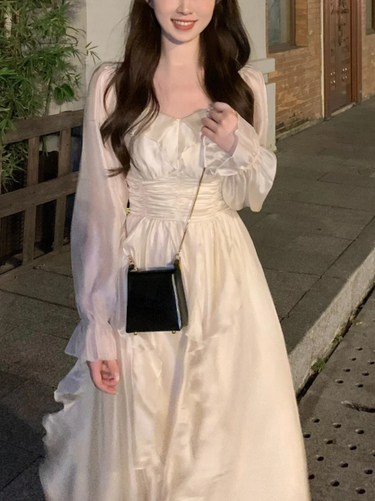 Solid France Style Elegant Dress Women Flare Sleeve Sweet Fairy Midi Dress Ladies High-waisted Chic Party Dress Summer 2023 New
Solid France Style Elegant Dress Women Flare Sleeve Sweet Fairy Midi Dress Ladies High-waisted Chic Party Dress Summer 2023 New